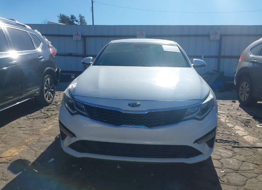 Photo 12 of 2019 Kia Optima LX (VIN 5XXGT4L31KG279284)