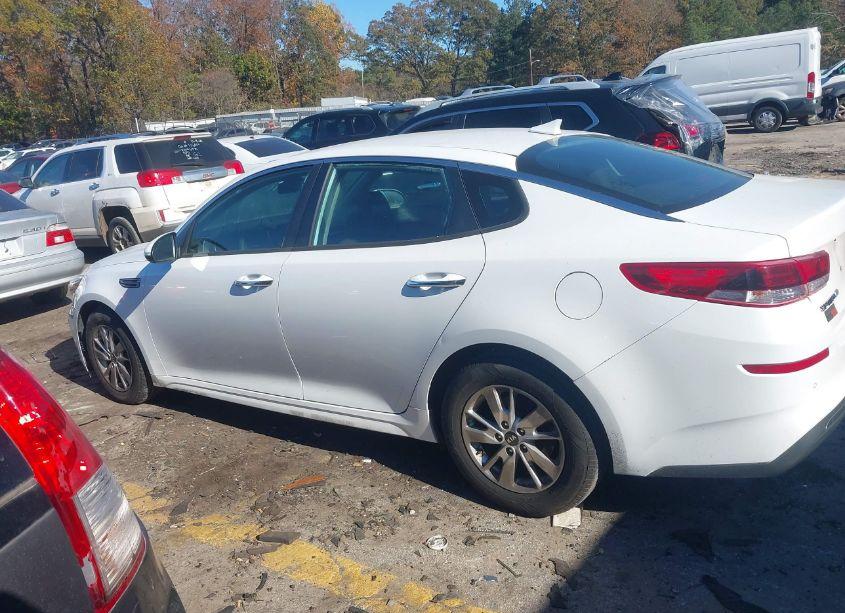 Photo 14 of 2019 Kia Optima LX (VIN 5XXGT4L31KG279284)