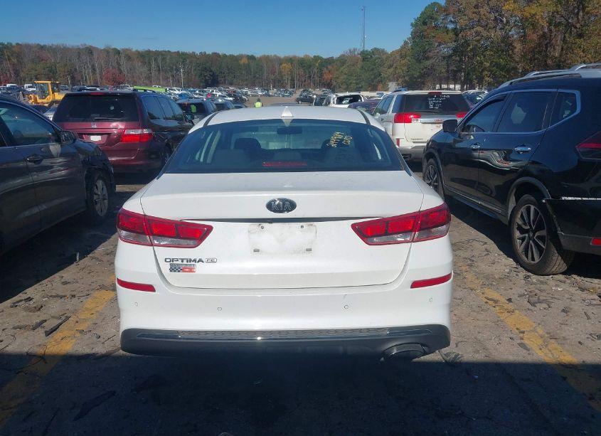 Photo 16 of 2019 Kia Optima LX (VIN 5XXGT4L31KG279284)