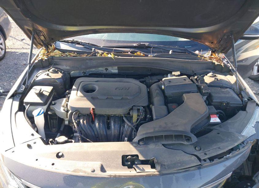 Photo 10 of 2019 Kia Optima S (VIN 5XXGT4L31KG291550)