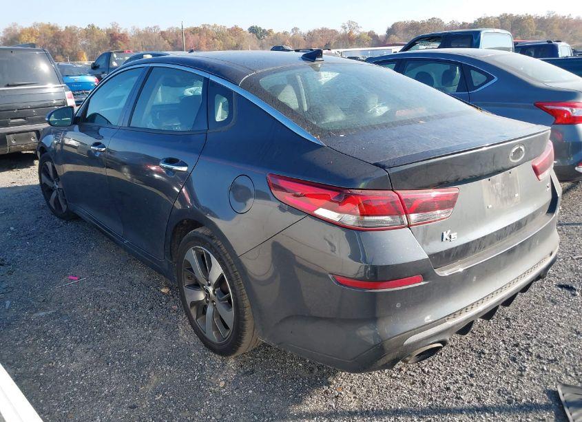 Photo 3 of 2019 Kia Optima S (VIN 5XXGT4L31KG291550)