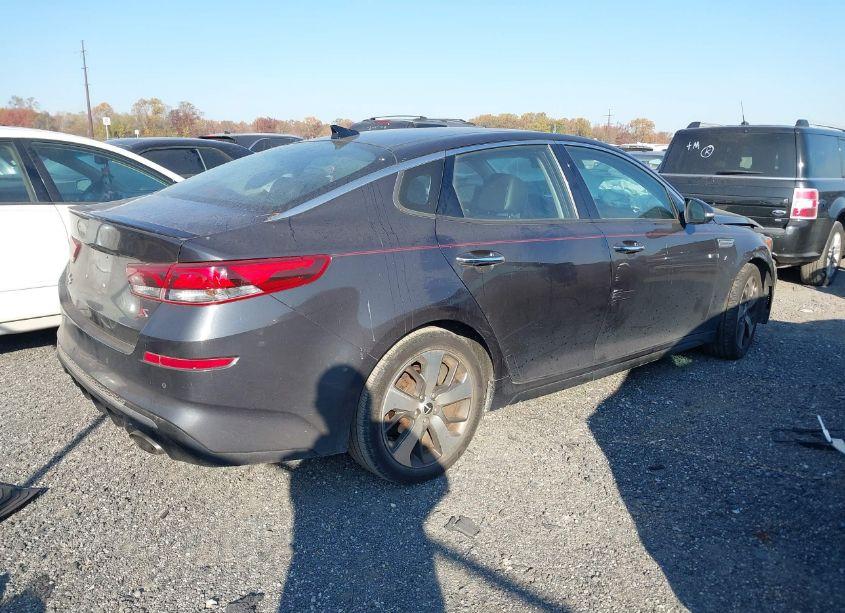 Photo 4 of 2019 Kia Optima S (VIN 5XXGT4L31KG291550)