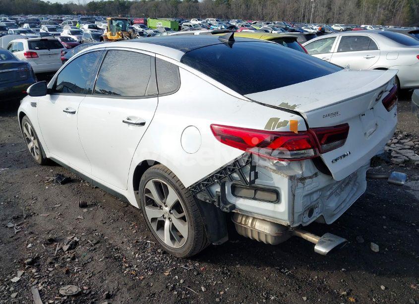 Photo 3 of 2019 Kia Optima S (VIN 5XXGT4L31KG297929)