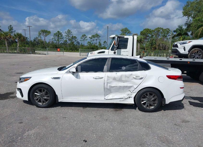 Photo 14 of 2019 Kia Optima LX (VIN 5XXGT4L31KG310906)