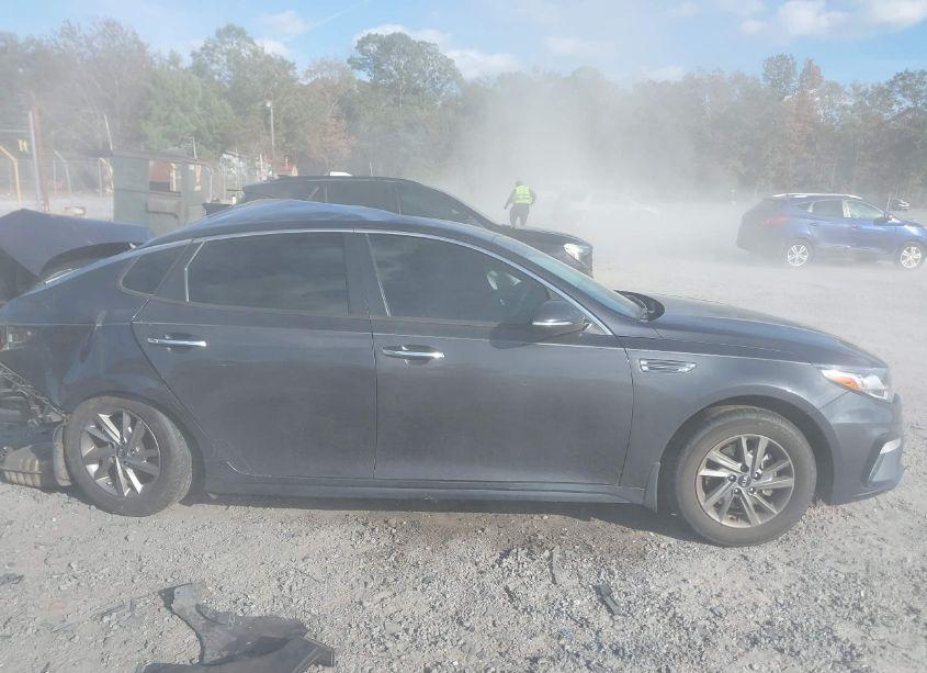 Photo 13 of 2019 Kia Optima LX (VIN 5XXGT4L31KG323932)