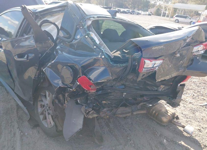 Photo 6 of 2019 Kia Optima LX (VIN 5XXGT4L31KG323932)