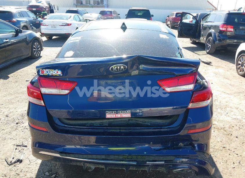 Photo 16 of 2019 Kia Optima LX/S (VIN 5XXGT4L31KG328631)
