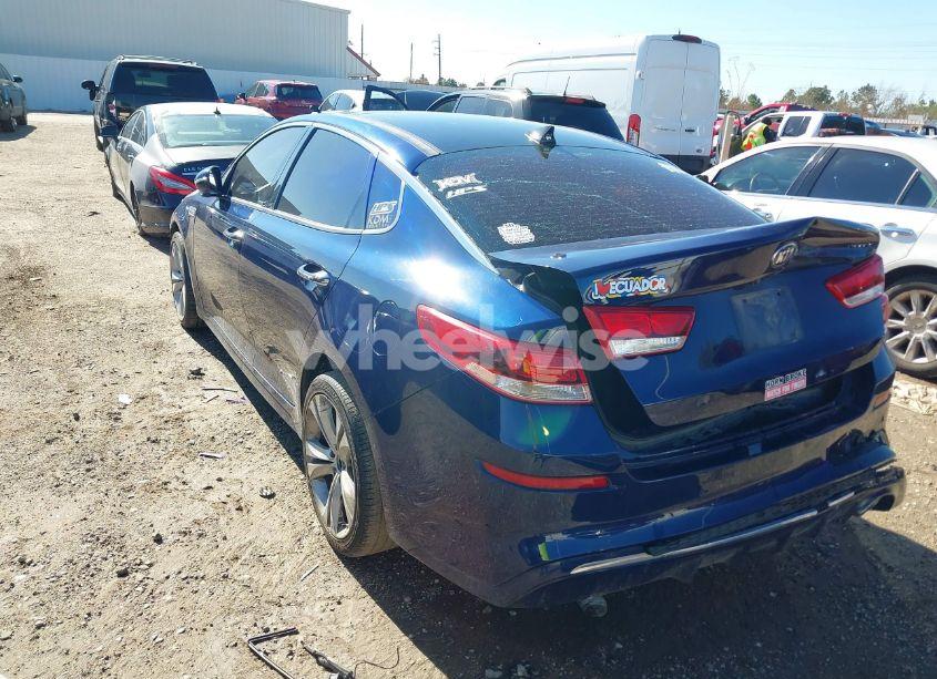 Photo 3 of 2019 Kia Optima LX/S (VIN 5XXGT4L31KG328631)