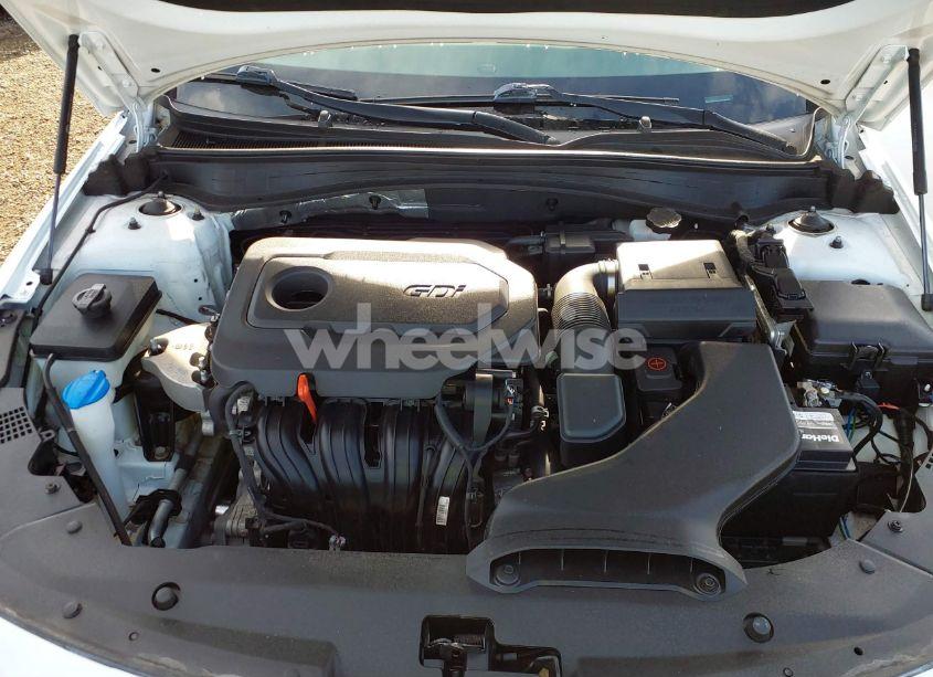 Photo 10 of 2019 Kia Optima S (VIN 5XXGT4L31KG334865)