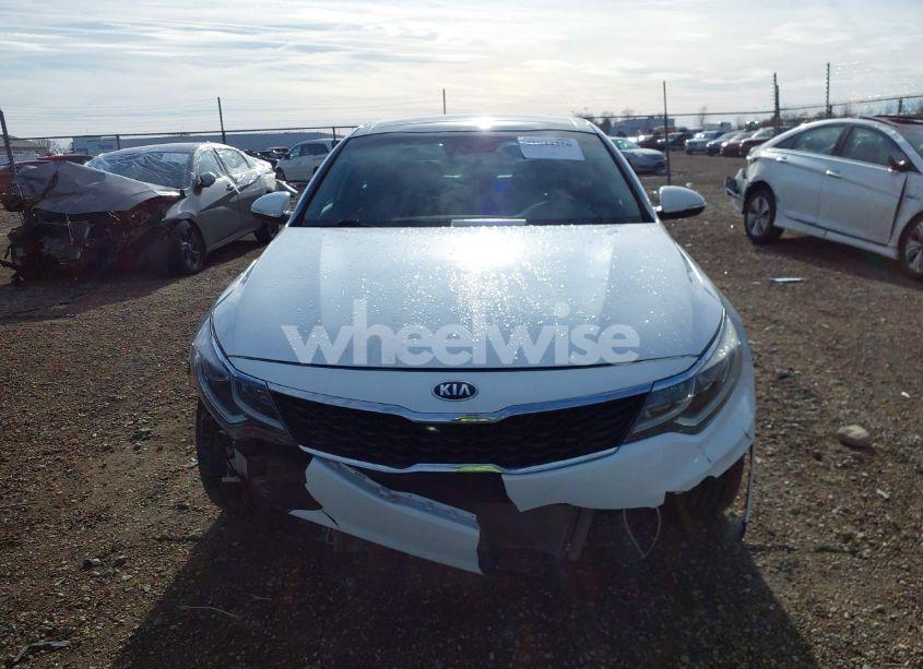 Photo 12 of 2019 Kia Optima S (VIN 5XXGT4L31KG334865)