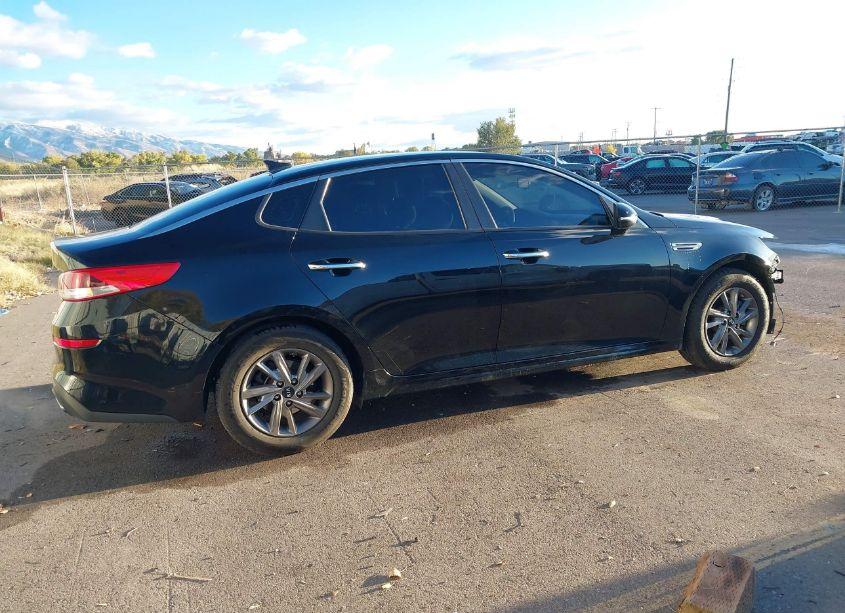 Photo 13 of 2019 Kia Optima LX (VIN 5XXGT4L31KG337345)