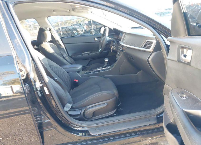 Photo 5 of 2019 Kia Optima LX (VIN 5XXGT4L31KG337345)