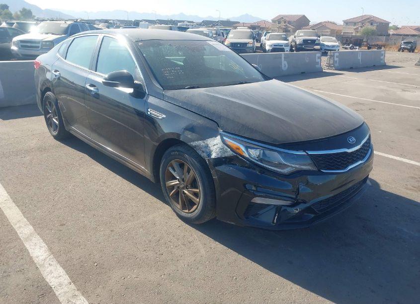 2019 Kia Optima LX (VIN 5XXGT4L31KG343906) main photo
