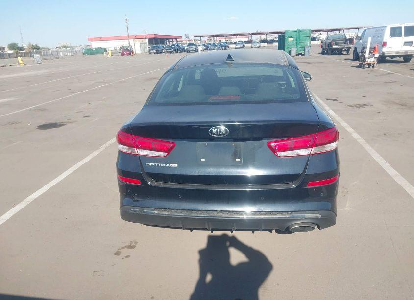 Photo 16 of 2019 Kia Optima LX (VIN 5XXGT4L31KG343906)