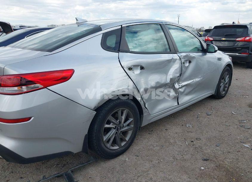 Photo 6 of 2019 Kia Optima LX (VIN 5XXGT4L31KG350256)