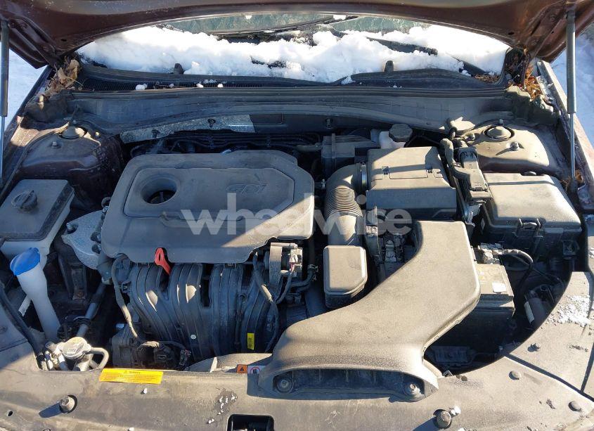 Photo 10 of 2019 Kia Optima LX (VIN 5XXGT4L31KG350385)