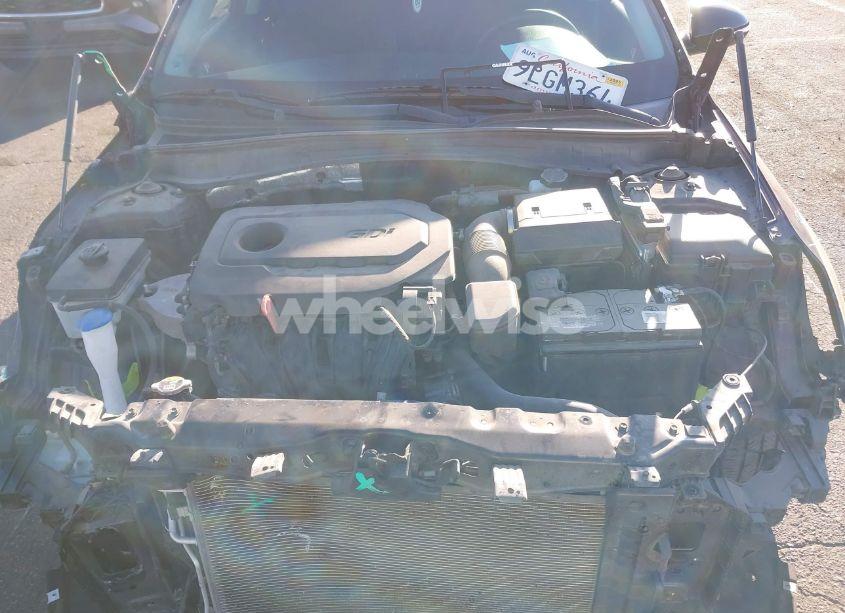 Photo 10 of 2019 Kia Optima LX (VIN 5XXGT4L31KG370877)