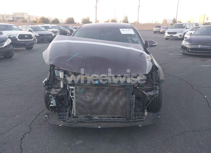 Photo 13 of 2019 Kia Optima LX (VIN 5XXGT4L31KG370877)