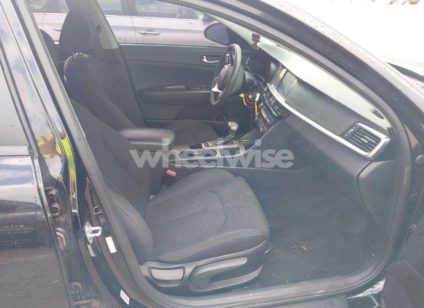 Photo 5 of 2019 Kia Optima LX (VIN 5XXGT4L31KG379384)