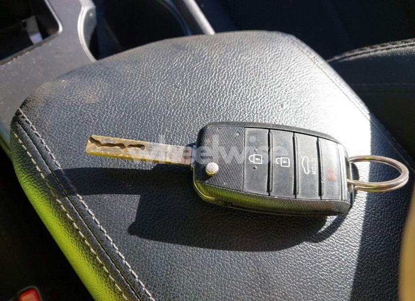 Photo 11 of 2020 Kia Optima LX (VIN 5XXGT4L31LG380634)