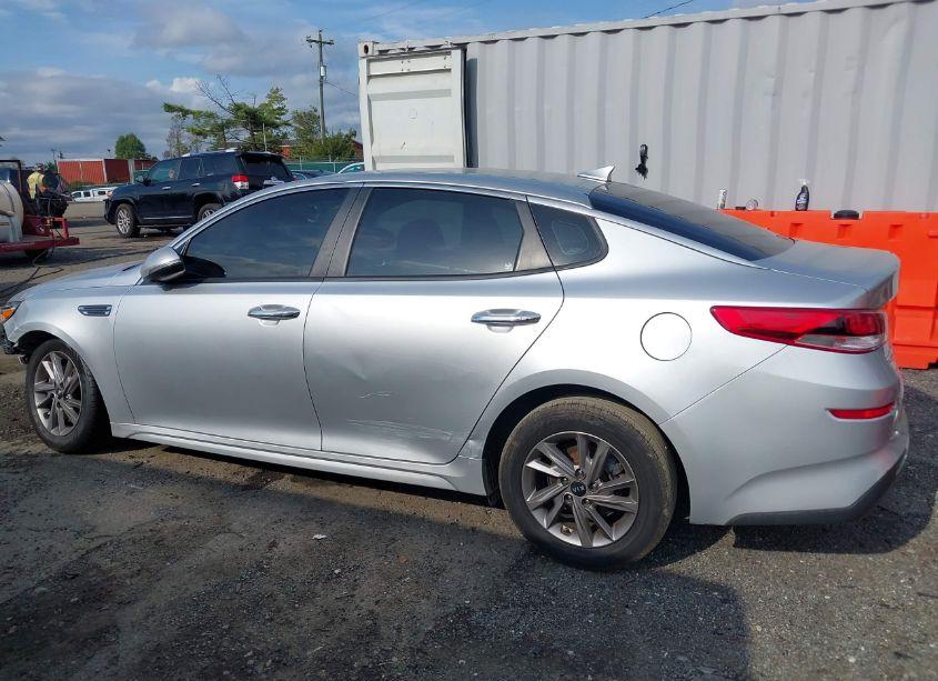 Photo 15 of 2020 Kia Optima LX (VIN 5XXGT4L31LG383131)