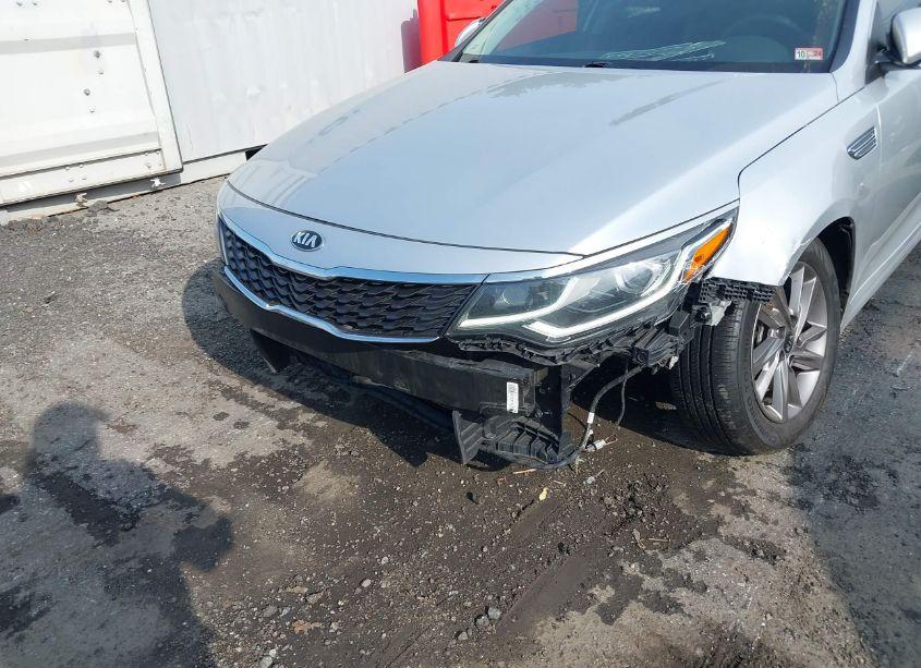 Photo 6 of 2020 Kia Optima LX (VIN 5XXGT4L31LG383131)