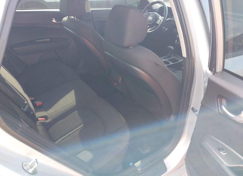 Photo 8 of 2020 Kia Optima LX (VIN 5XXGT4L31LG383131)