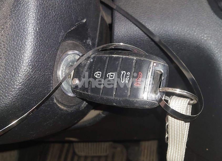 Photo 11 of 2020 Kia Optima LX (VIN 5XXGT4L31LG399796)