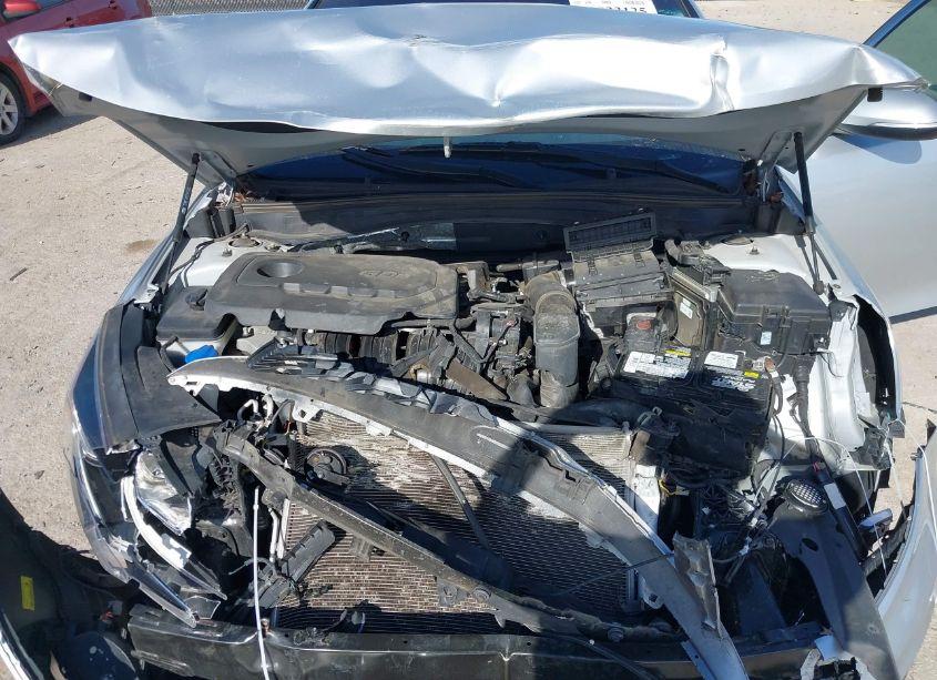 Photo 10 of 2020 Kia Optima LX (VIN 5XXGT4L31LG415026)