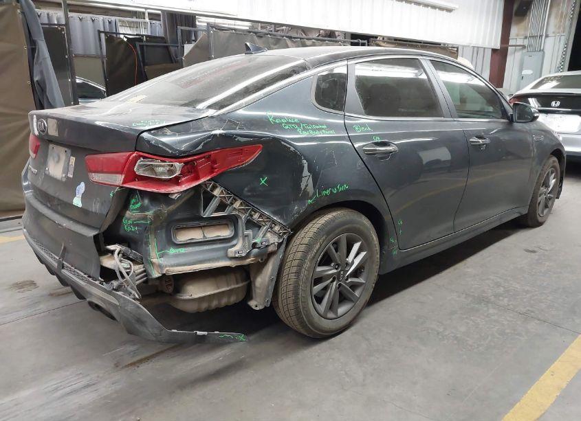 Photo 4 of 2020 Kia Optima LX (VIN 5XXGT4L31LG420601)
