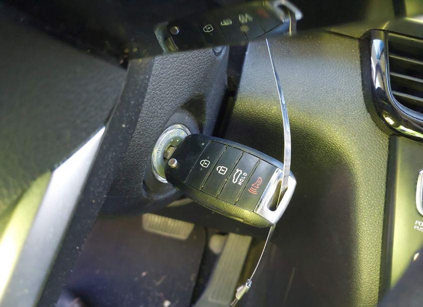 Photo 11 of 2020 Kia Optima LX (VIN 5XXGT4L31LG425507)