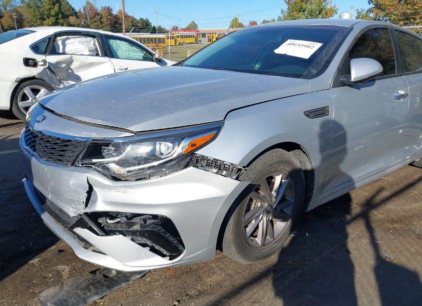 Photo 6 of 2020 Kia Optima LX (VIN 5XXGT4L31LG425507)