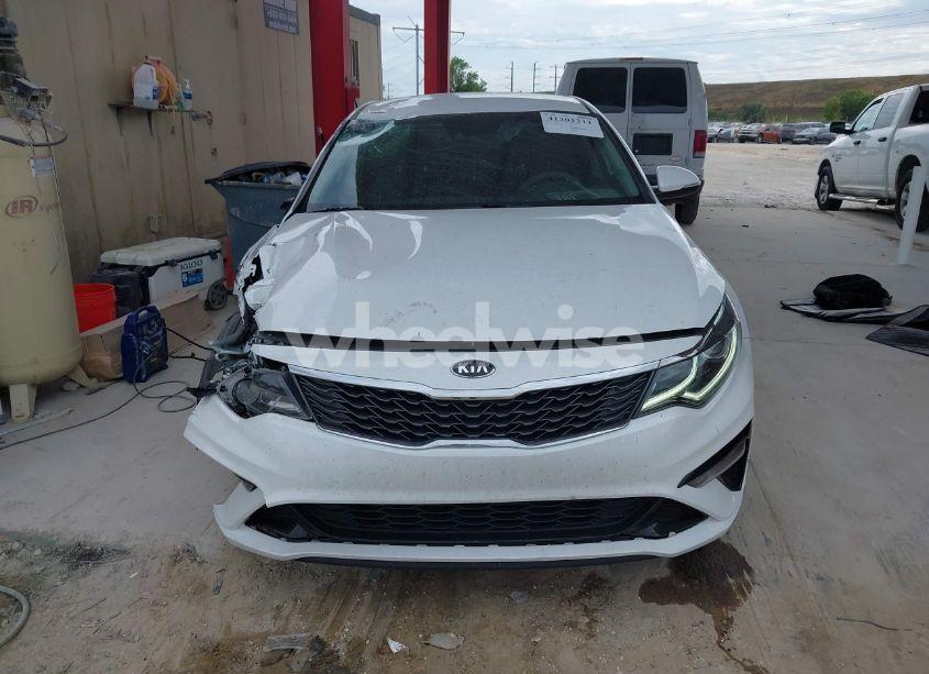 Photo 12 of 2020 Kia Optima LX (VIN 5XXGT4L31LG427080)