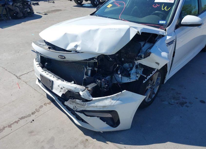 Photo 6 of 2020 Kia Optima LX (VIN 5XXGT4L31LG429265)