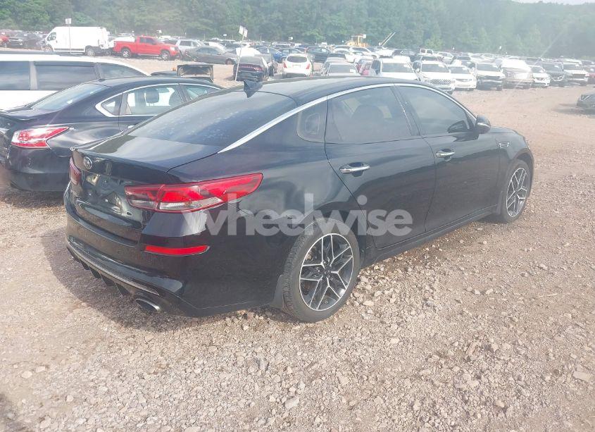 Photo 4 of 2020 Kia Optima SE (VIN 5XXGT4L31LG432957)