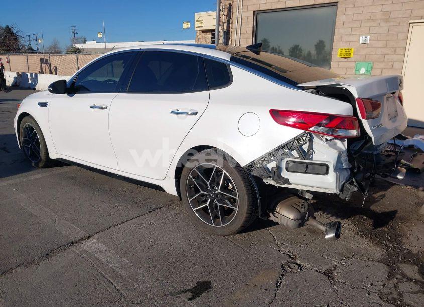 Photo 3 of 2020 Kia Optima SE (VIN 5XXGT4L31LG438046)