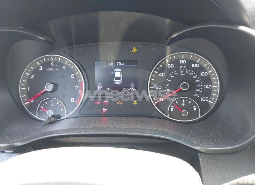 Photo 7 of 2020 Kia Optima LX (VIN 5XXGT4L31LG447331)