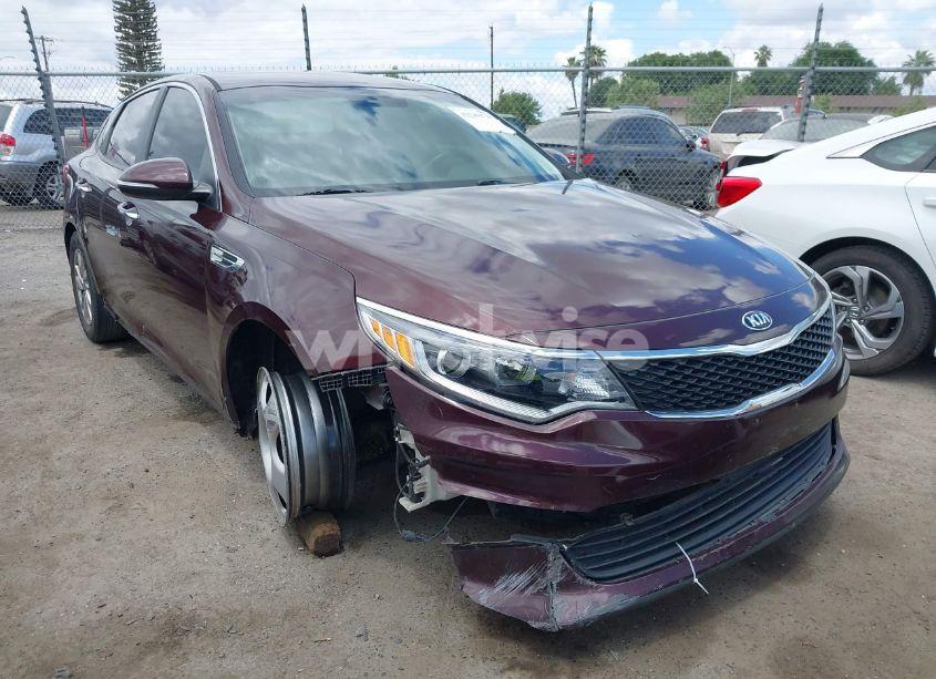 2016 Kia Optima LX (VIN 5XXGT4L32GG003137) main photo
