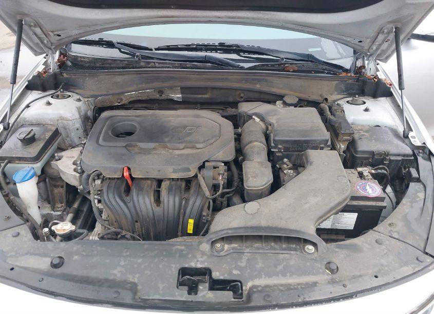 Photo 10 of 2016 Kia Optima LX (VIN 5XXGT4L32GG003834)