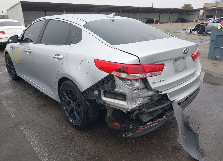 Photo 6 of 2016 Kia Optima LX (VIN 5XXGT4L32GG003834)