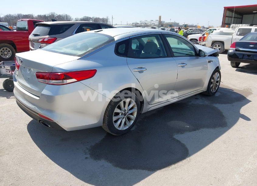 Photo 4 of 2016 Kia Optima LX (VIN 5XXGT4L32GG009150)