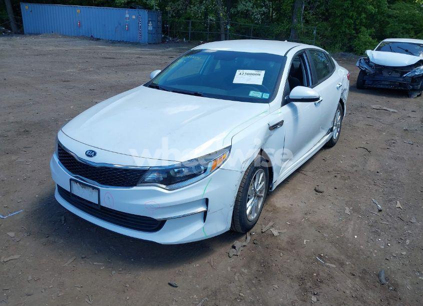 Photo 2 of 2016 Kia Optima LX (VIN 5XXGT4L32GG015594)