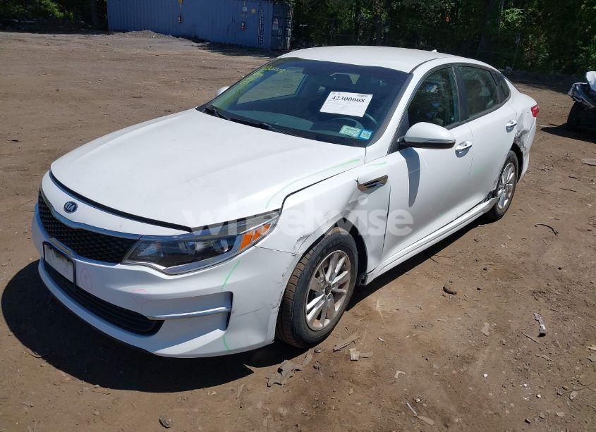 Photo 6 of 2016 Kia Optima LX (VIN 5XXGT4L32GG015594)
