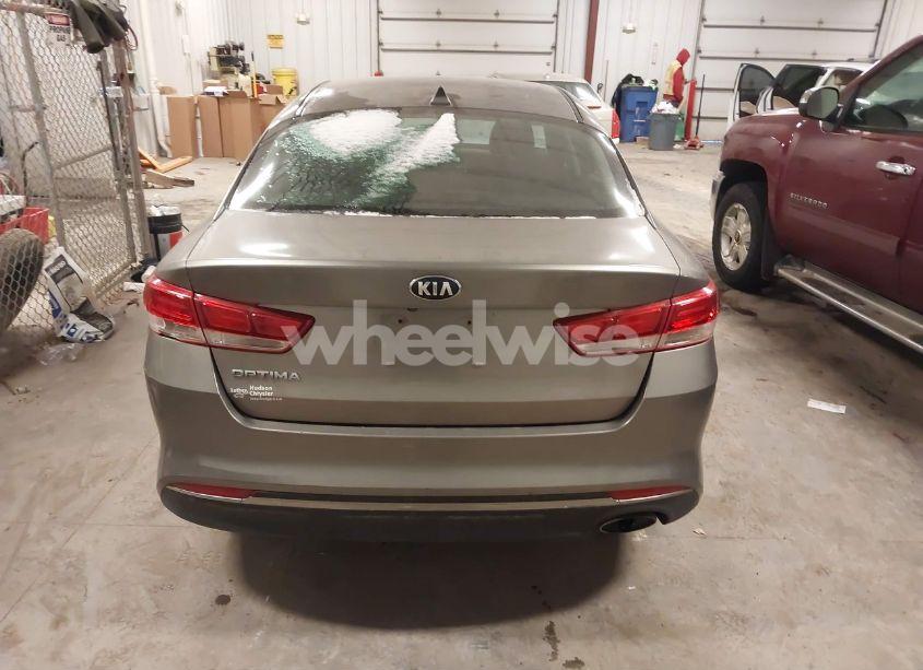 Photo 16 of 2016 Kia Optima LX (VIN 5XXGT4L32GG016423)