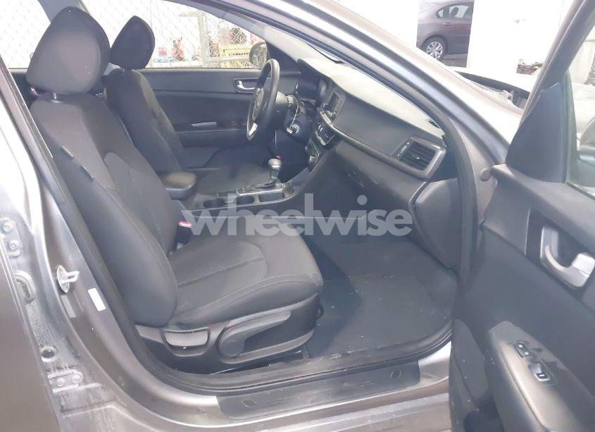 Photo 5 of 2016 Kia Optima LX (VIN 5XXGT4L32GG016423)