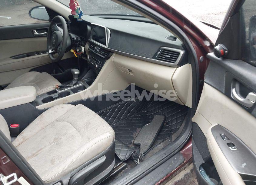 Photo 5 of 2016 Kia Optima LX (VIN 5XXGT4L32GG019158)