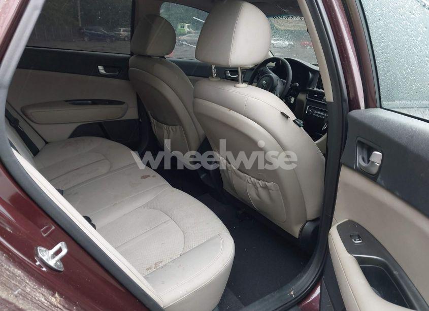 Photo 8 of 2016 Kia Optima LX (VIN 5XXGT4L32GG019158)