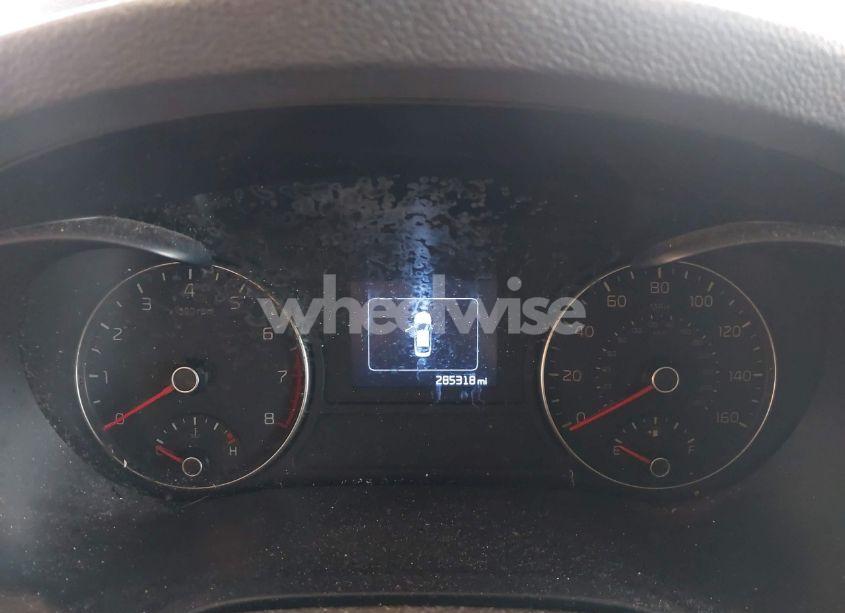 Photo 7 of 2016 Kia Optima LX (VIN 5XXGT4L32GG021055)