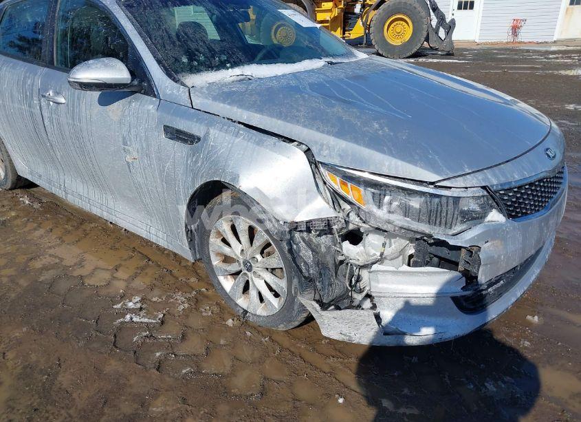 Photo 6 of 2016 Kia Optima LX (VIN 5XXGT4L32GG035831)