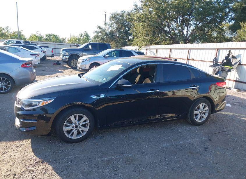 Photo 14 of 2016 Kia Optima LX (VIN 5XXGT4L32GG039300)